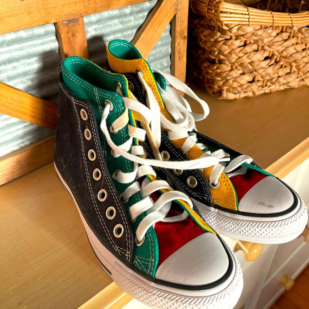 Converse NWOT